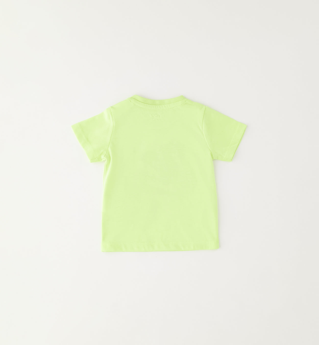 BEACH - T-Shirt