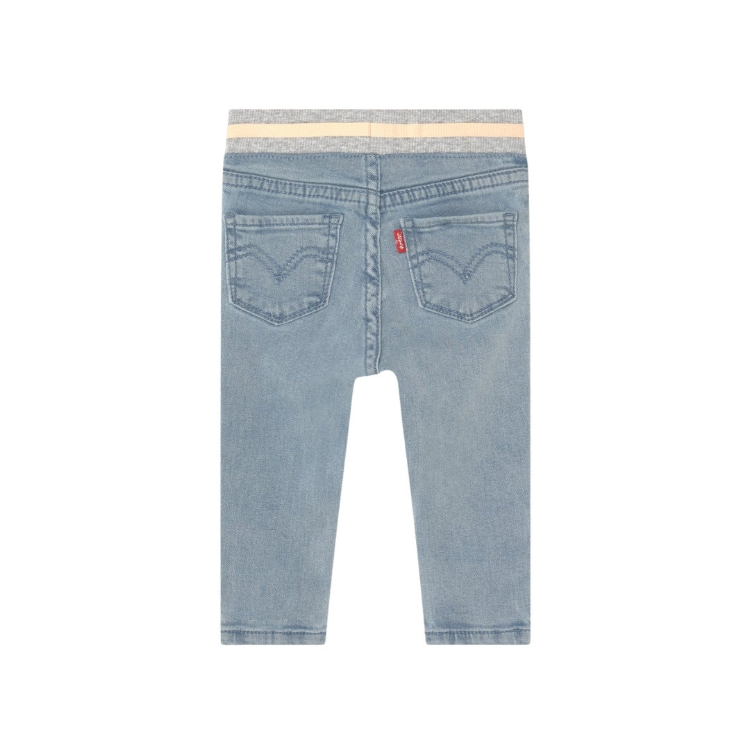 Pull-on skinny jeans