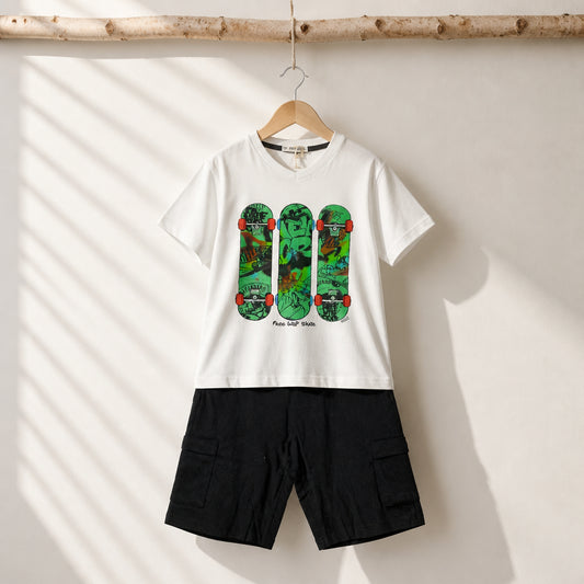 Completo t-shirt e pantaloncino.